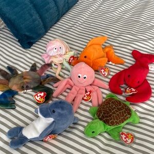 Lot of 7 Vintage Ty Beanie Babies Cute Sea Animal Set